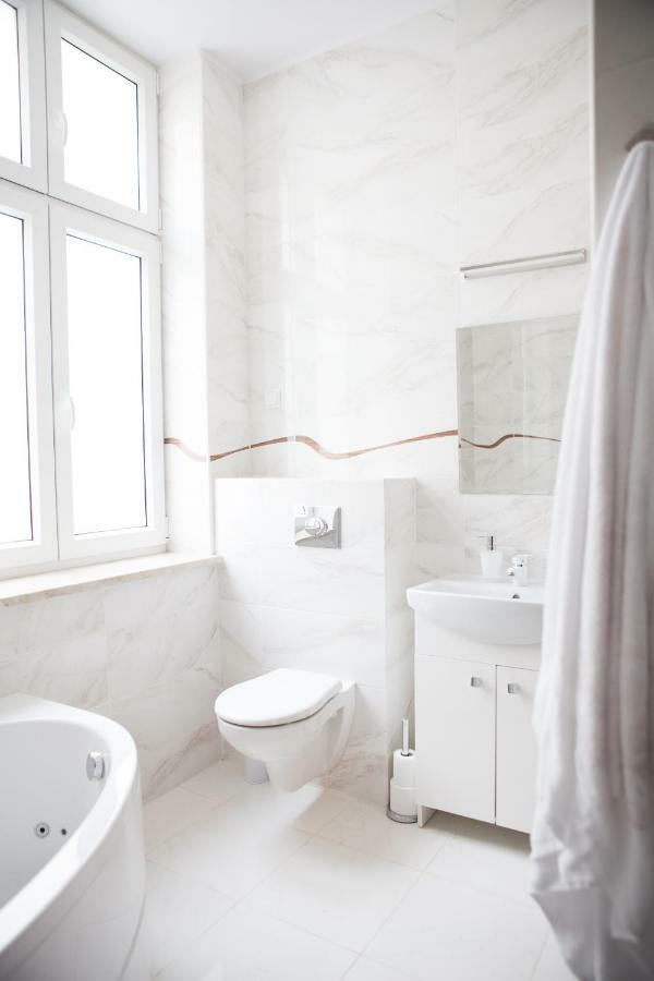 Ferienwohnung Czar Garbar Posen Exterior foto