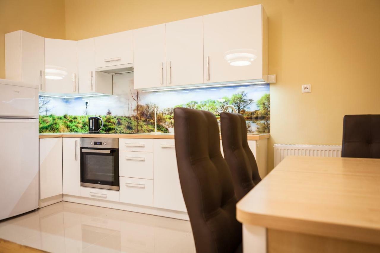 Ferienwohnung Czar Garbar Posen Exterior foto